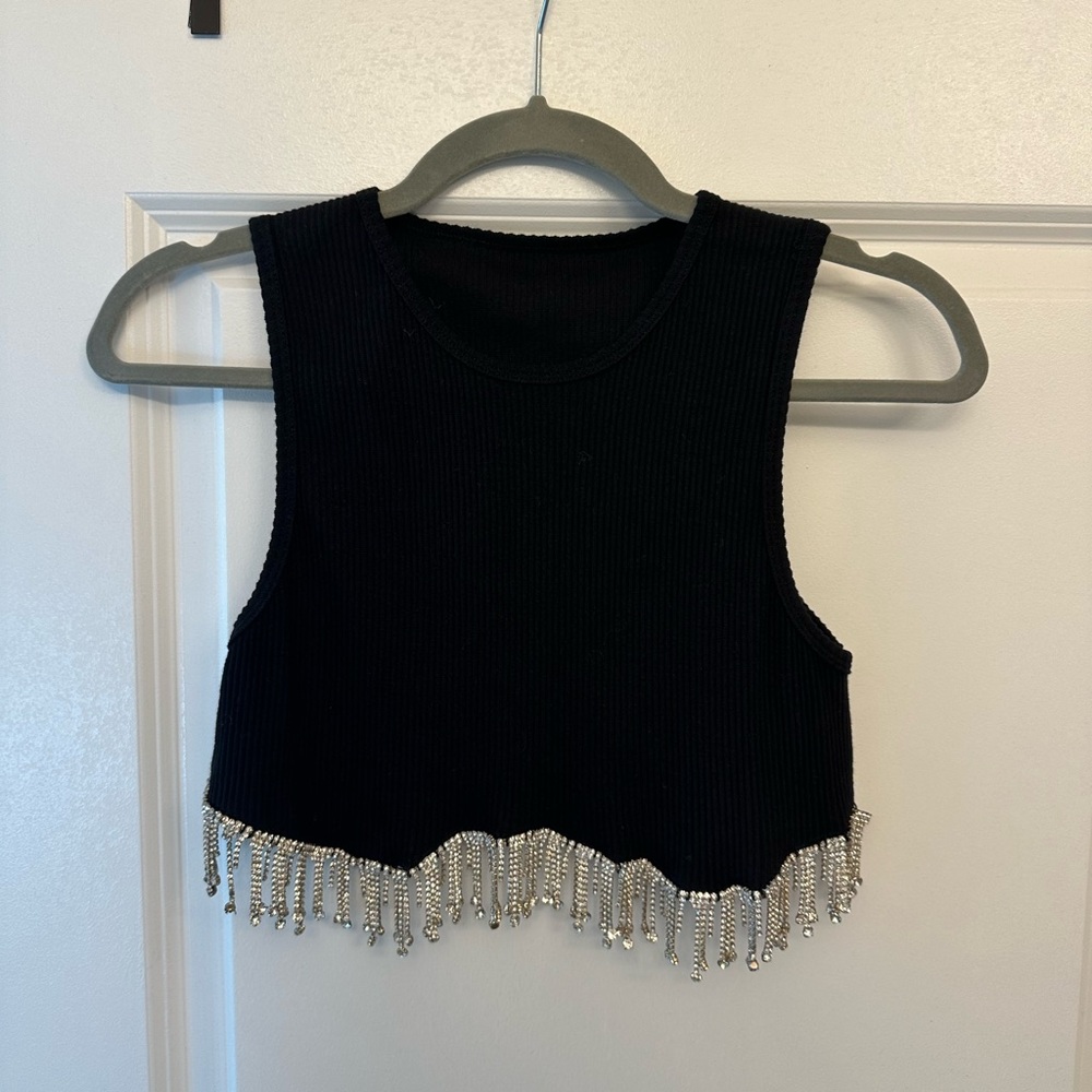 Black Cropped Top - Picture 5 of 7